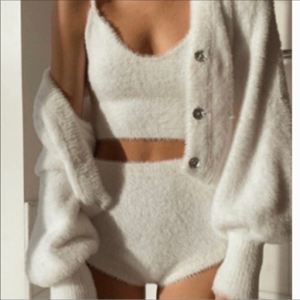 For Love & Lemons 2 piece set - white faux fur with diamond-like buttons